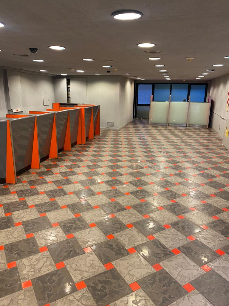 Edificio completo en Córdoba: ideal para oficinas corporativas