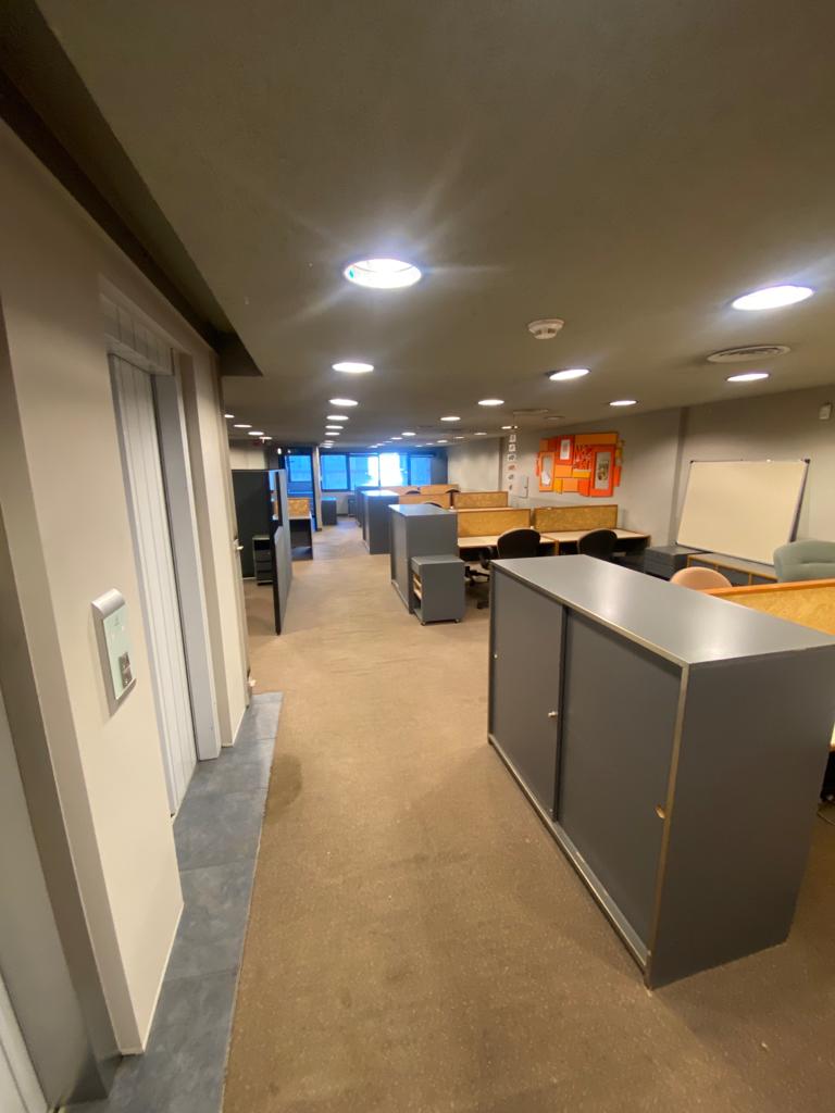 Edificio completo en Córdoba: ideal para oficinas corporativas