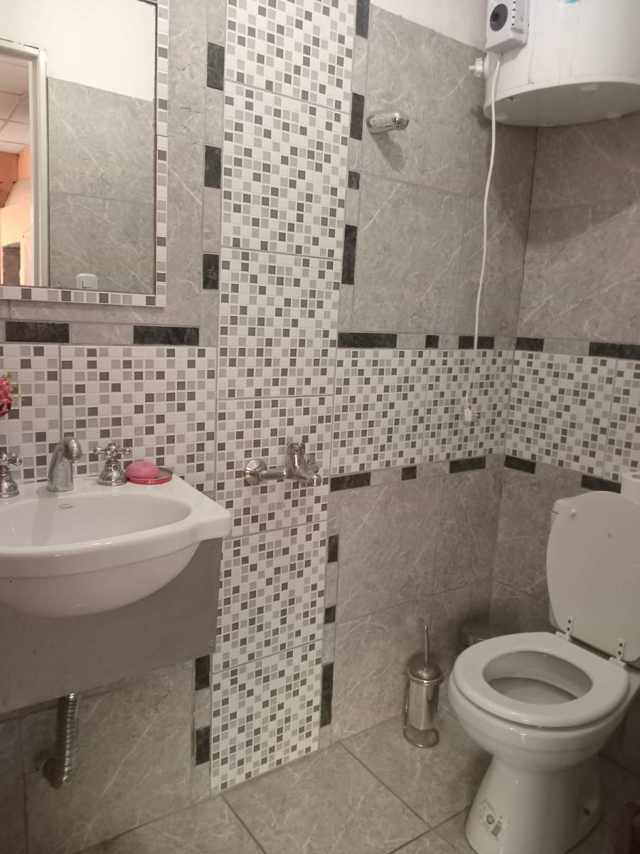 CASA DE 2 DORMITORIOS EN BARRIO YOFRE SUR