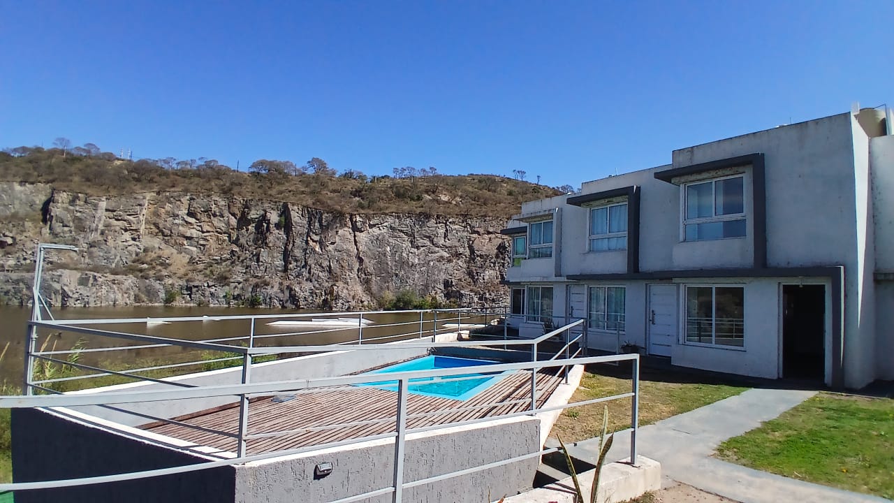 DUPLEX EN VENTA 2 DORMIS APTO CREDITO LOS PRADOS CALERA