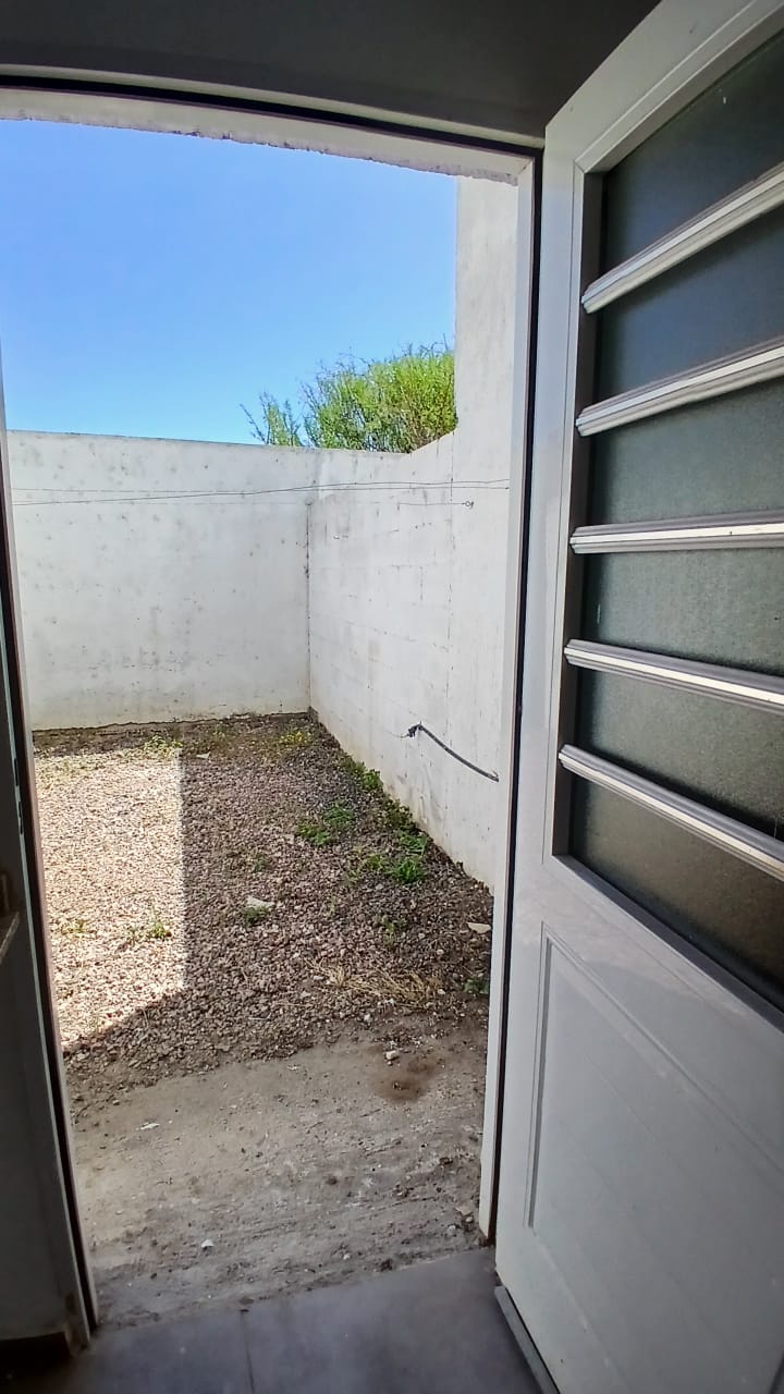 DUPLEX EN VENTA 2 DORMIS APTO CREDITO LOS PRADOS CALERA