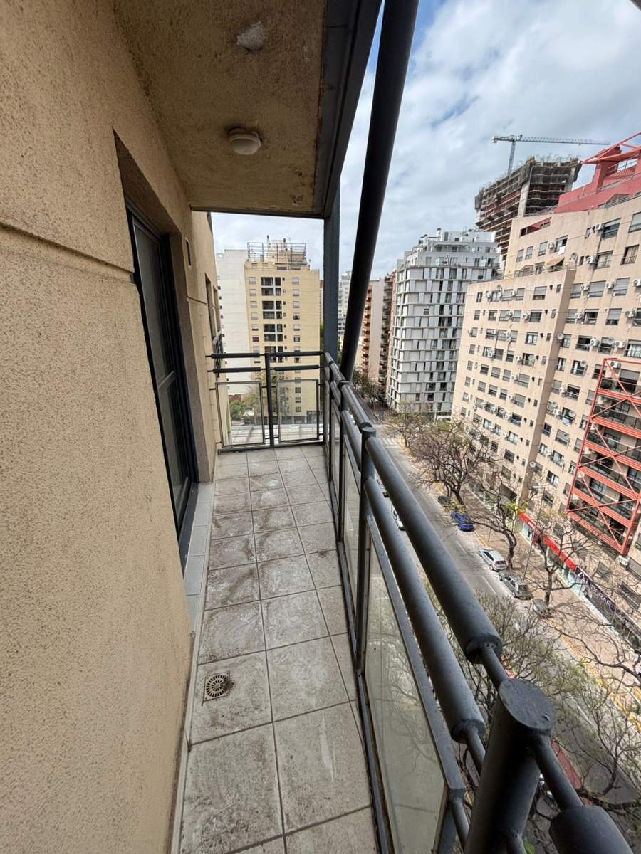 Venta Marcelo T de Alvear esquina Pueyrredon Un (1) Dormitorio Guemes