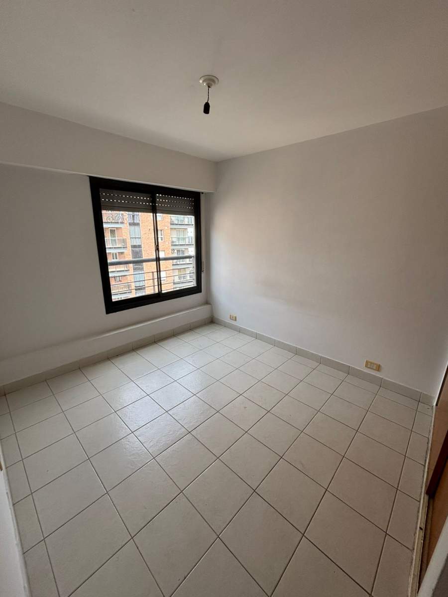 Venta Marcelo T de Alvear esquina Pueyrredon Un (1) Dormitorio Guemes