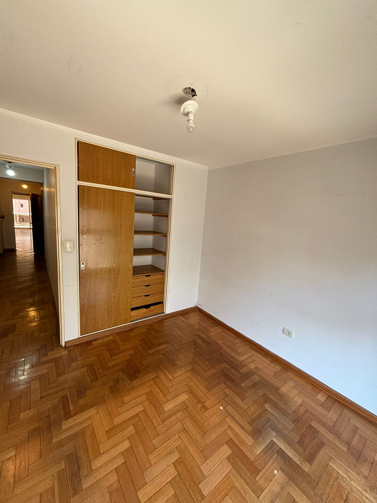 Venta Semi Piso Nueva Cordoba Chile 160