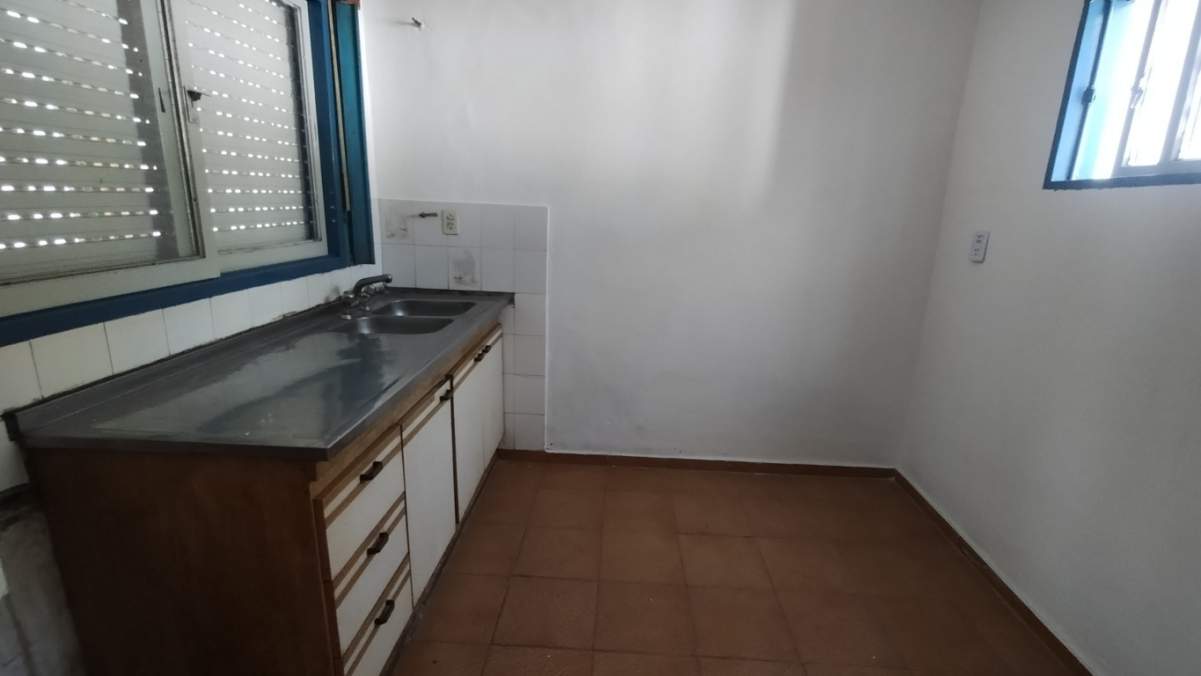 CASA UBICADA EN BARRIO AMPLIACION SAN FERNANDO CORDOBA CAPITAL