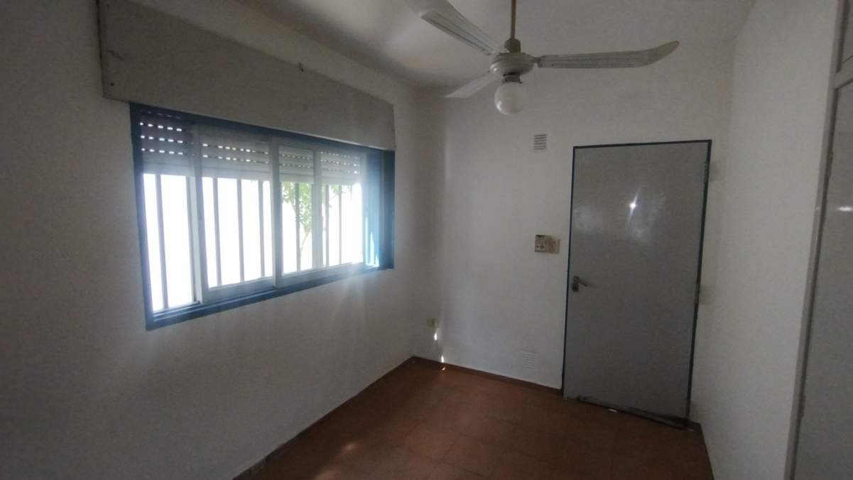 CASA UBICADA EN BARRIO AMPLIACION SAN FERNANDO CORDOBA CAPITAL