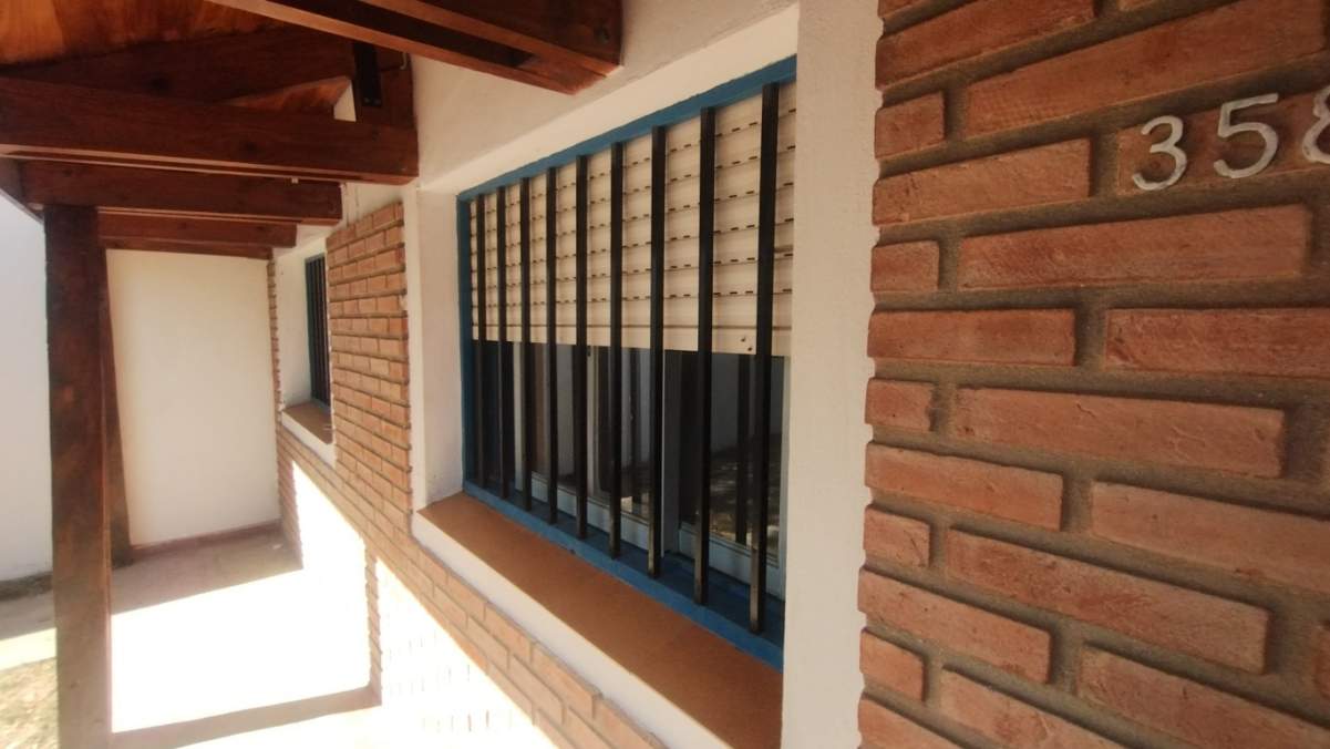 CASA UBICADA EN BARRIO AMPLIACION SAN FERNANDO CORDOBA CAPITAL