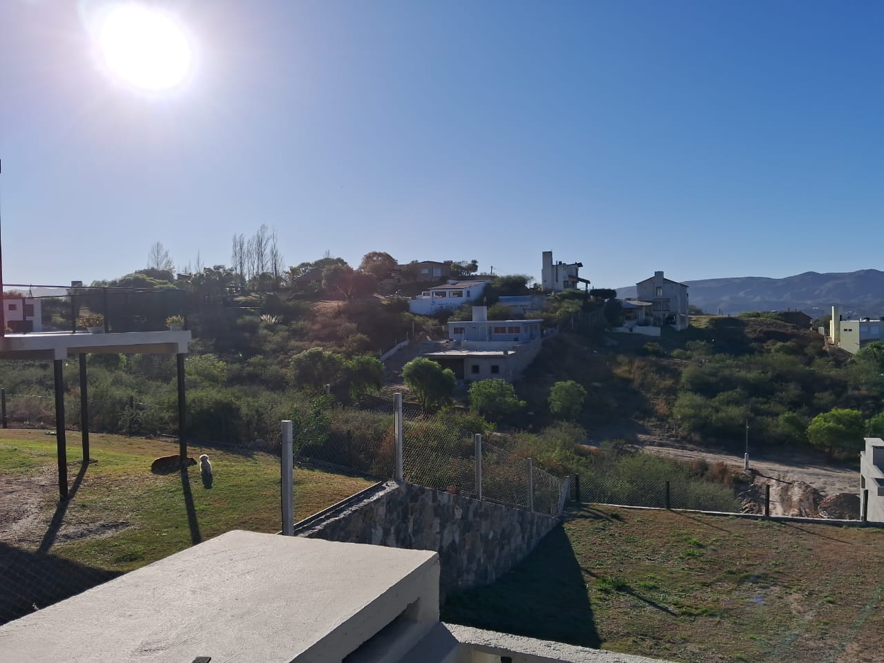 Casa en Venta en Barrio La Loma - Impresionantes Vistas al Lago