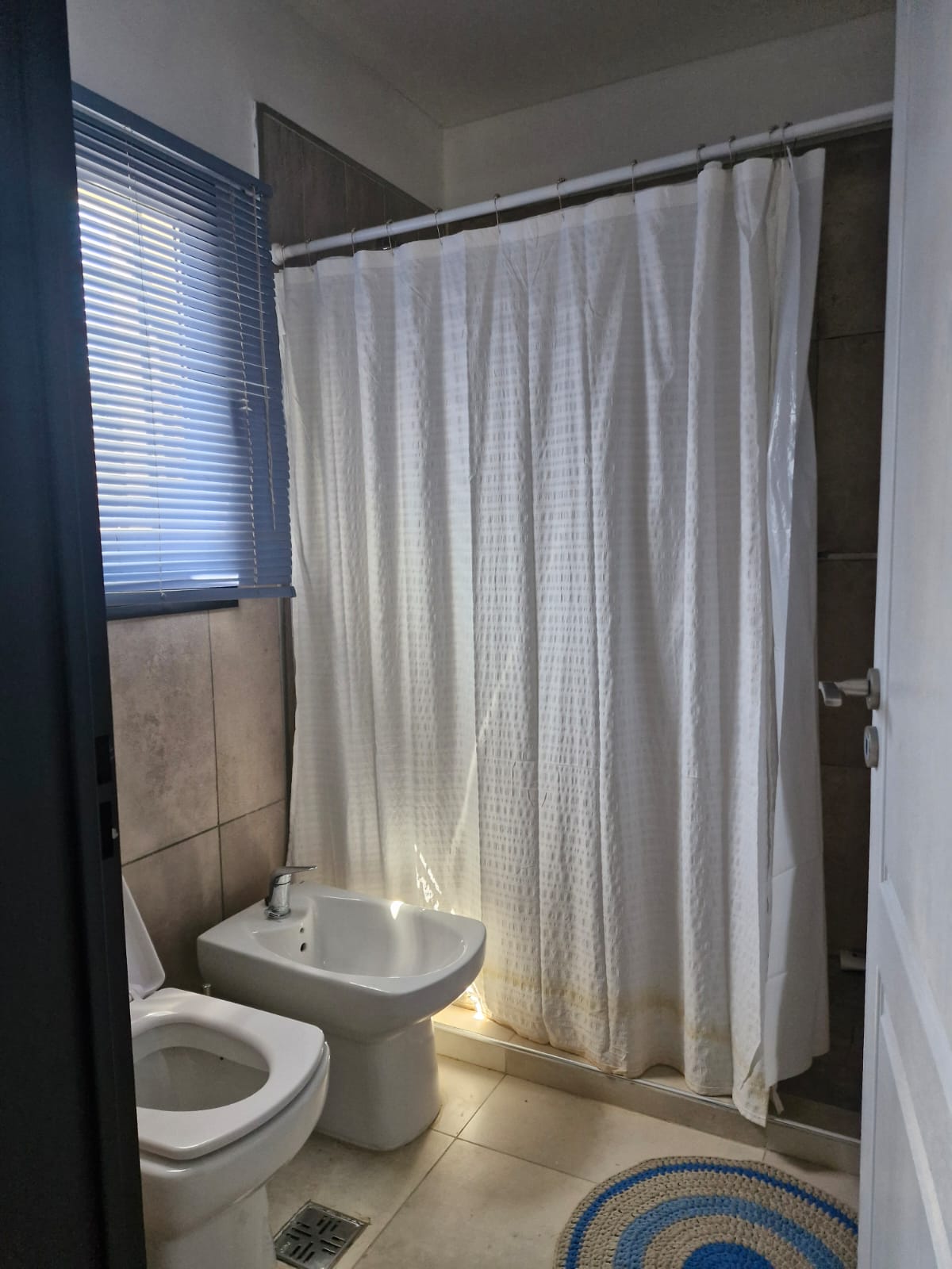 VENTA CASA 4 DORMITORIOS VILLA ALLENDE LOMAS APTA CREDITO