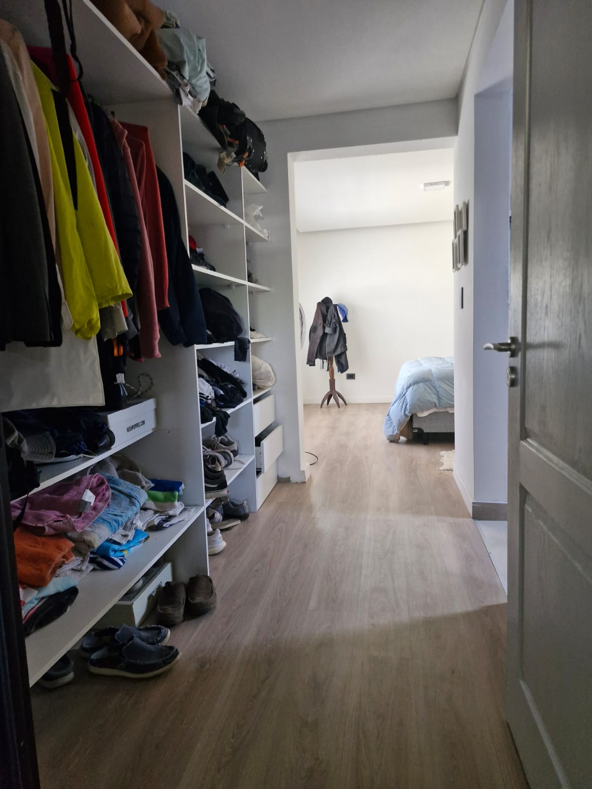 VENTA CASA 4 DORMITORIOS VILLA ALLENDE LOMAS APTA CREDITO