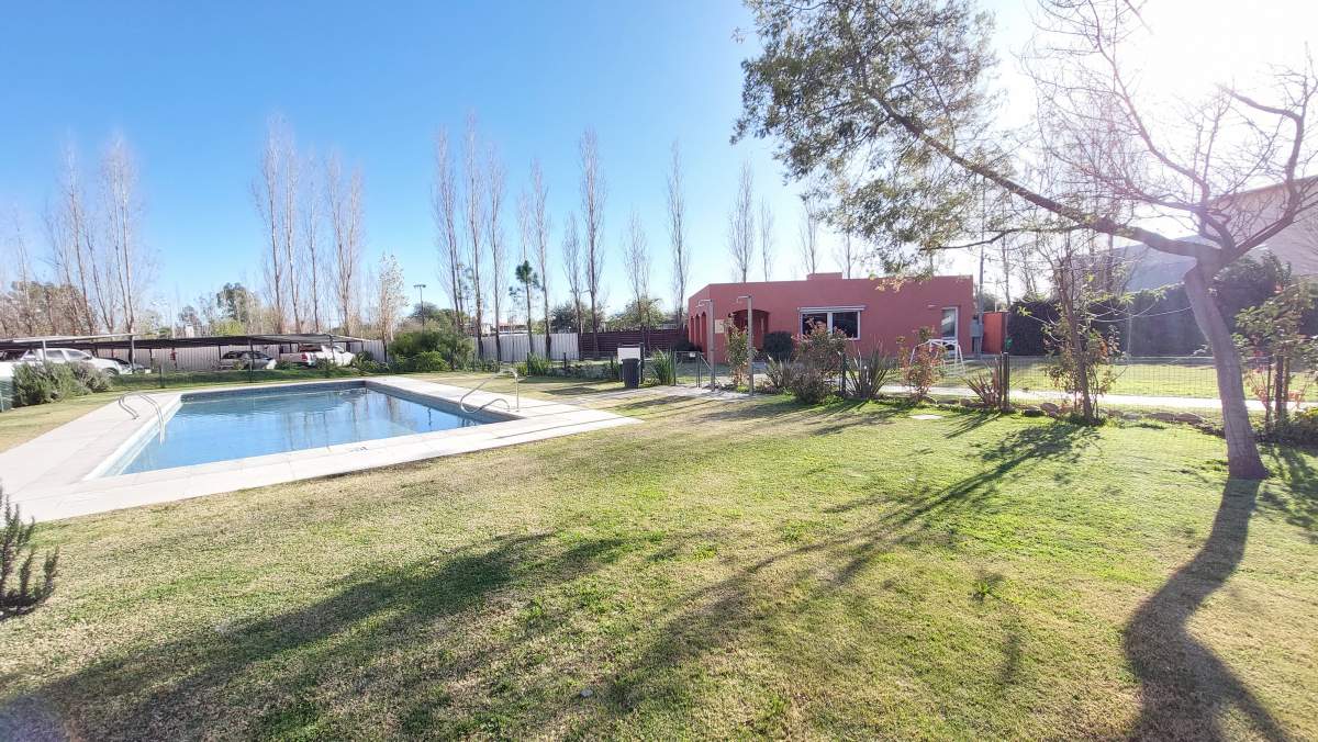 DPTO CON TERRAZA, ASADOR COCHERA Y AMENITIES EN ZONA MANANTIALES