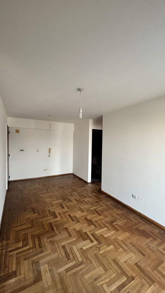 VENTA DEPARTAMENTO 1 DORMITORIO SOBRE CAÑADA PISO 8 BARRIO GUEMES