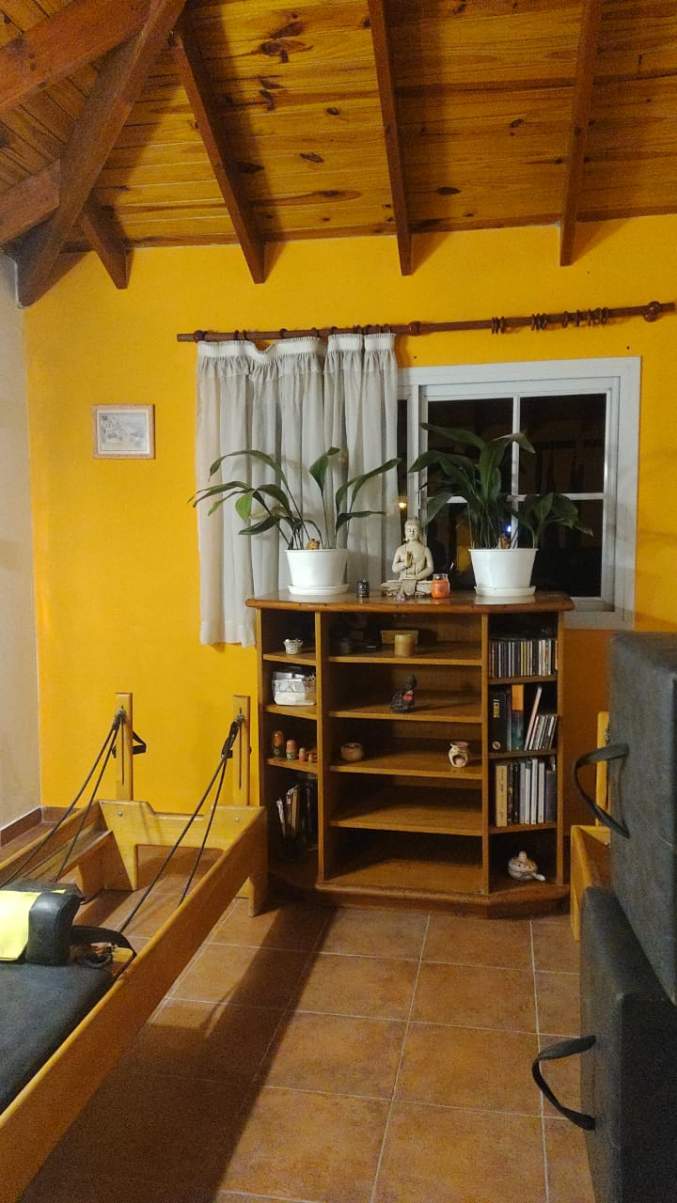 Venta de casa de dos plantas, zona centro, Escrituración Inmediata!!