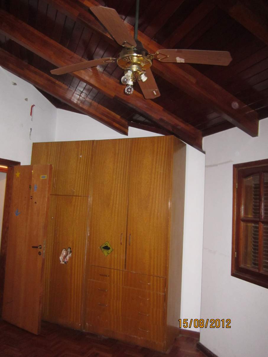 VENTA CASA MUY AMPLIA MUY BIEN UBICADA