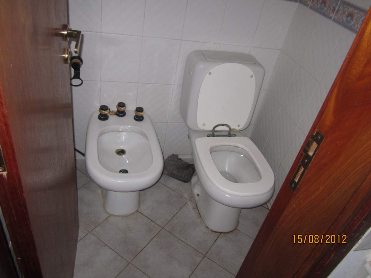 VENTA CASA MUY AMPLIA MUY BIEN UBICADA