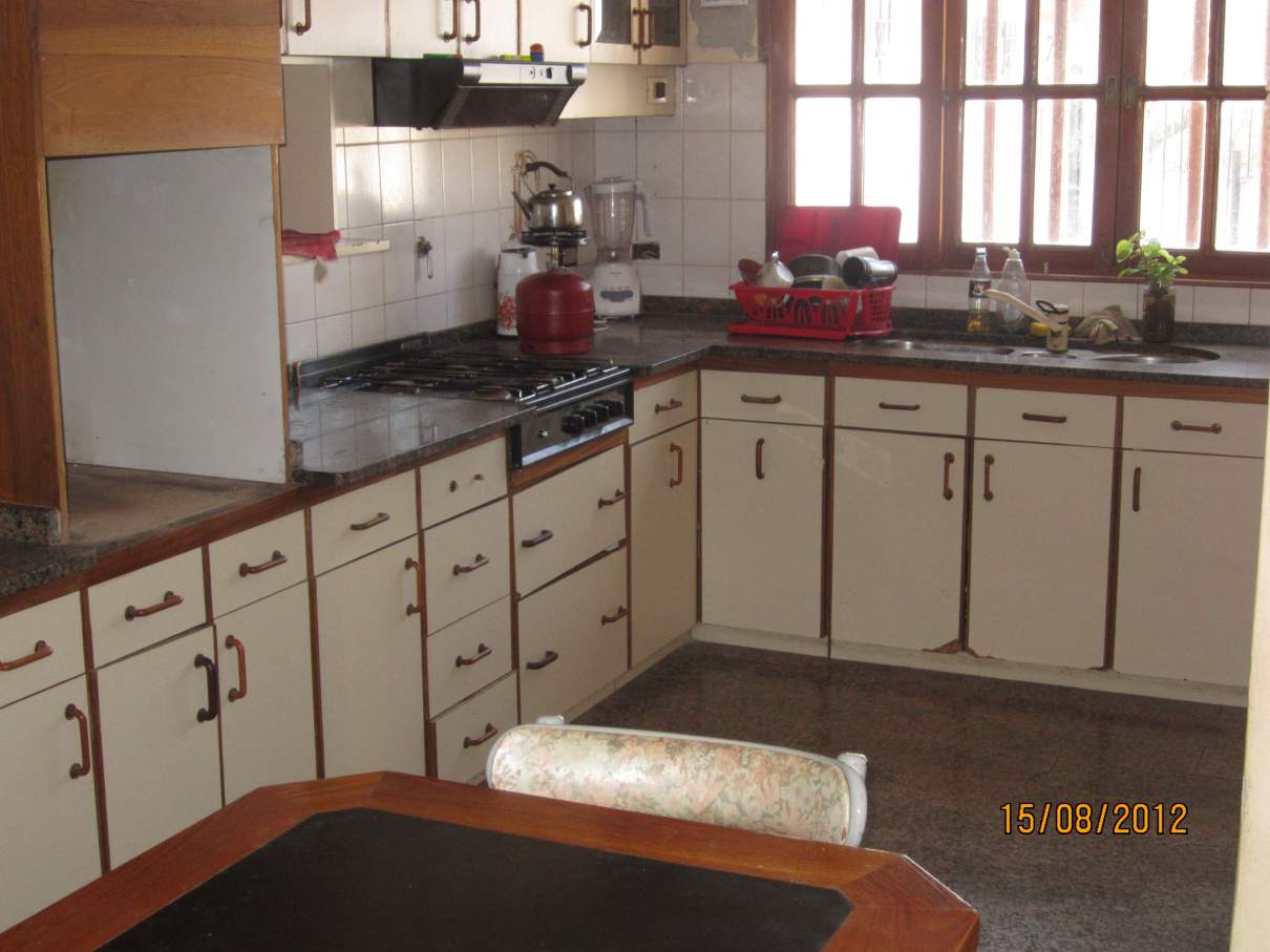 VENTA CASA MUY AMPLIA MUY BIEN UBICADA