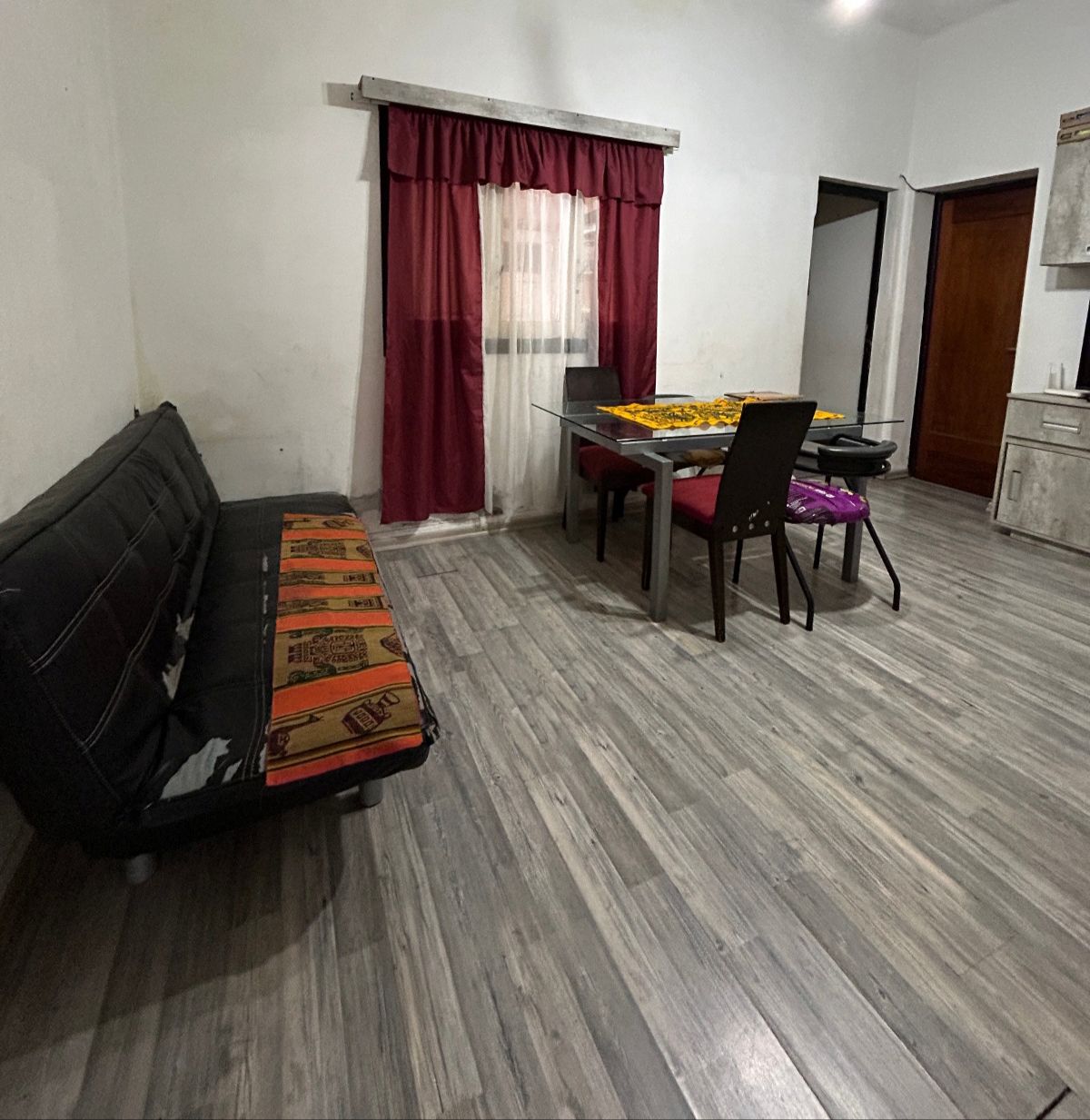 VENTA 2 CASAS IDEAL INVERSION- BARRIO JUNIORS