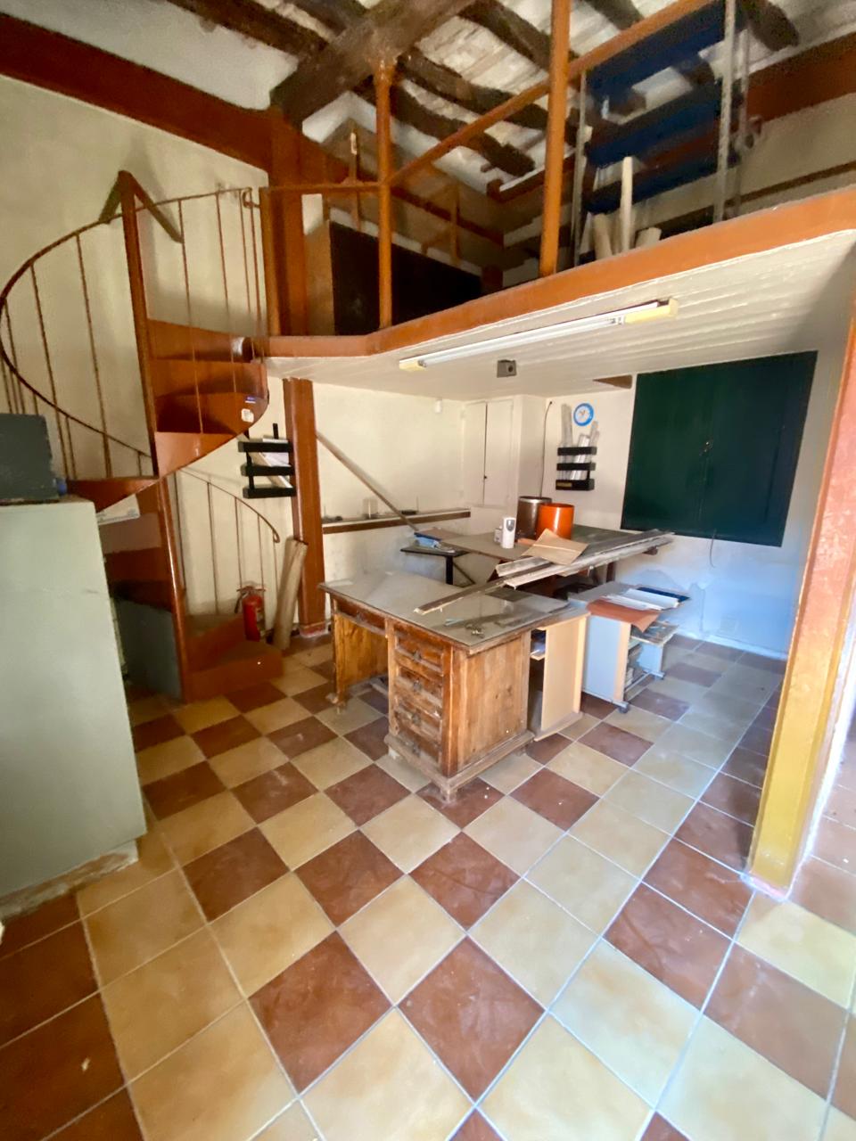 Vendo casa ideal para inversión zona de barrio Guemes