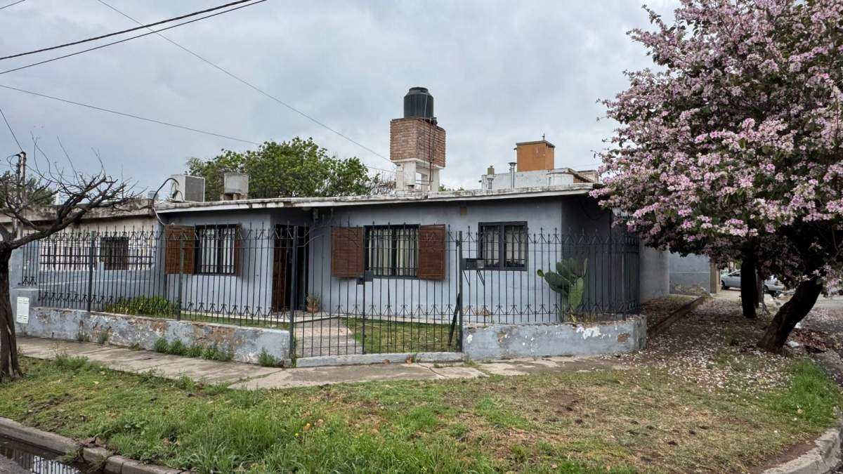 Casa en venta de 3 dormitorios en Jardin Hipodromo