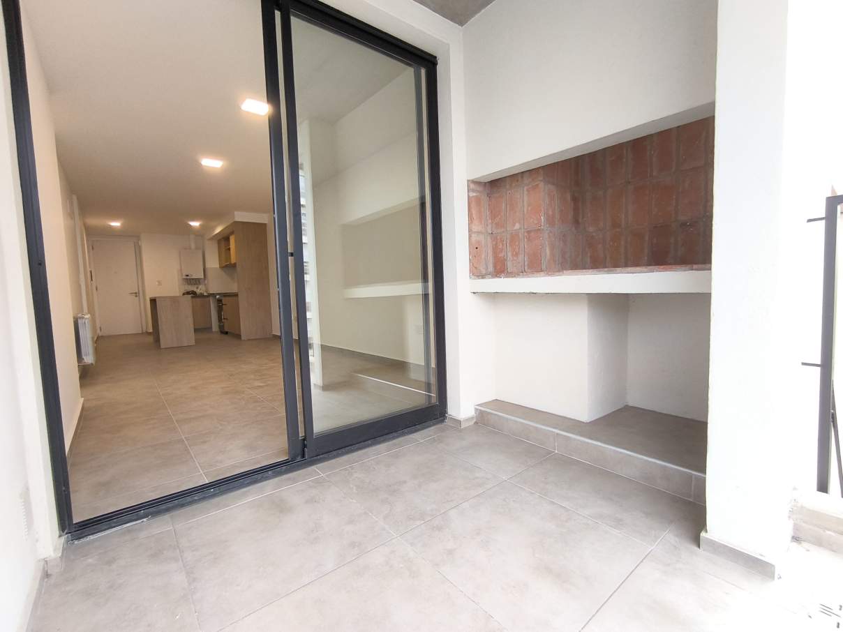 Venta departamento 2 dorm. con cochera  B General Paz a estrenar