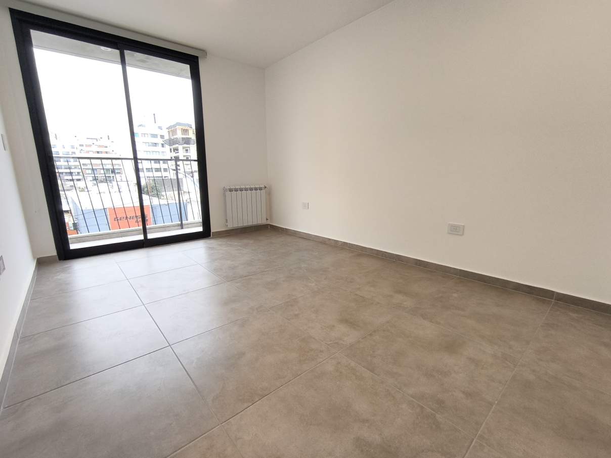 Venta departamento 2 dorm. con cochera  B General Paz a estrenar