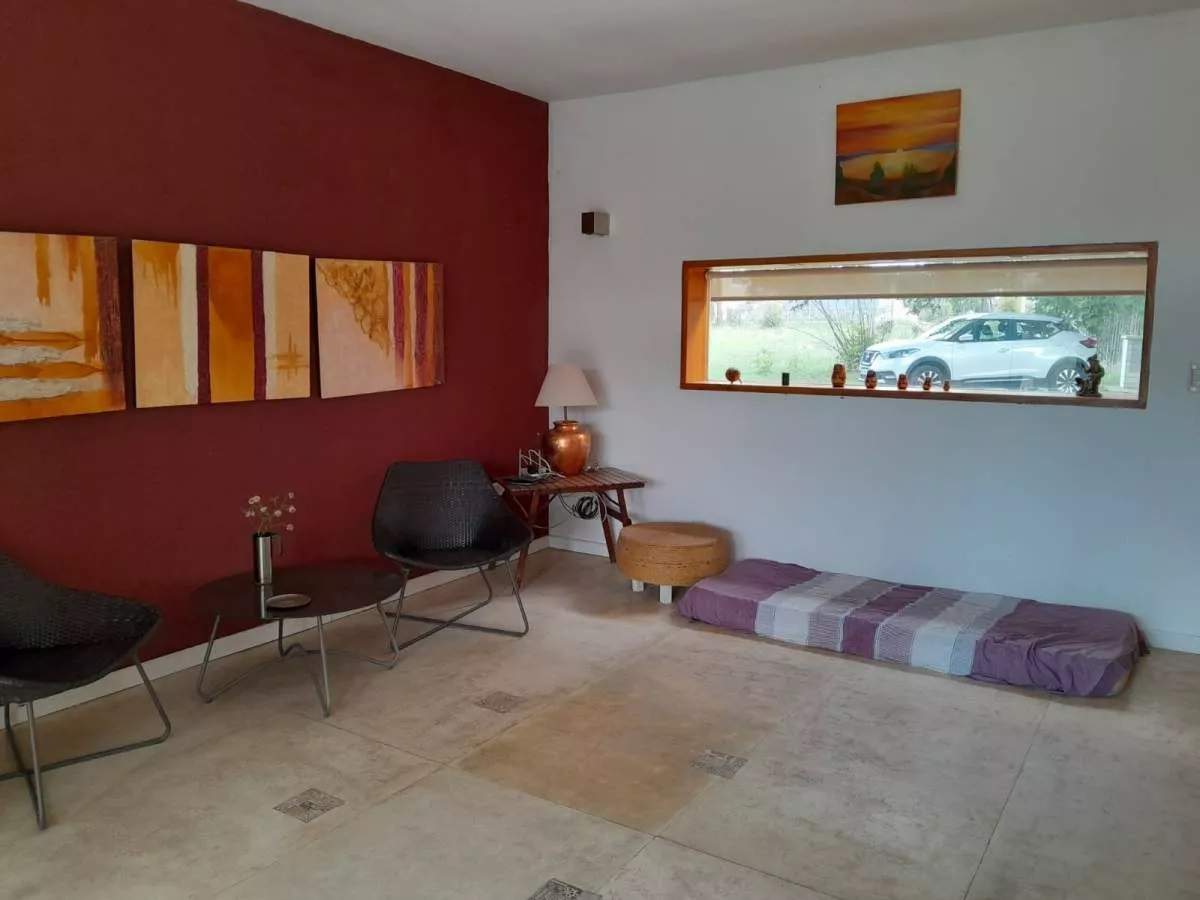En Venta Casa 4 Drm en Barrio San Miguel - Comuna Los Molinos - Recibe Menor  Permuta