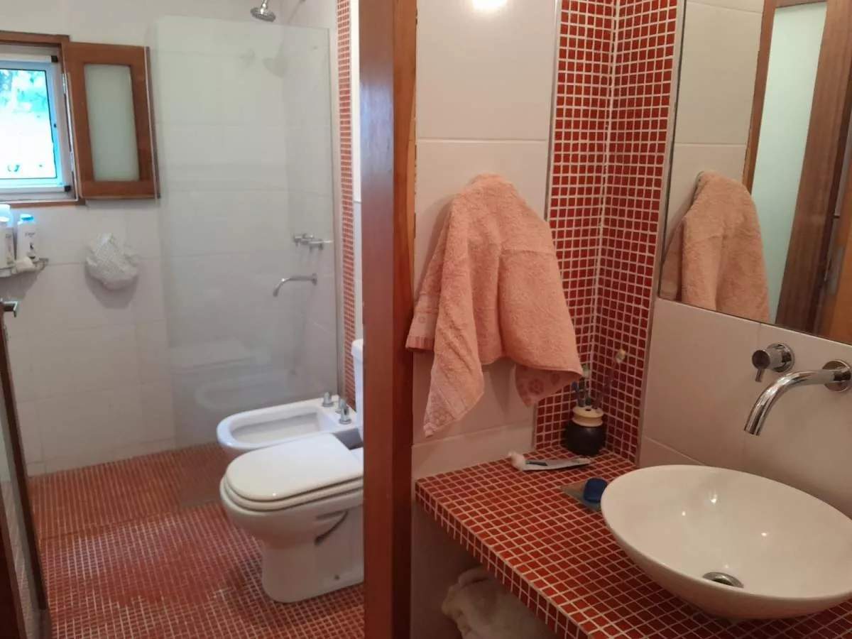 En Venta Casa 4 Drm en Barrio San Miguel - Comuna Los Molinos - Recibe Menor  Permuta