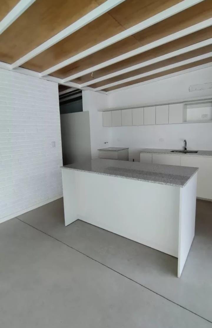 Venta Casa de 2 Dorm. B Villa Catalina APTA CREDITO