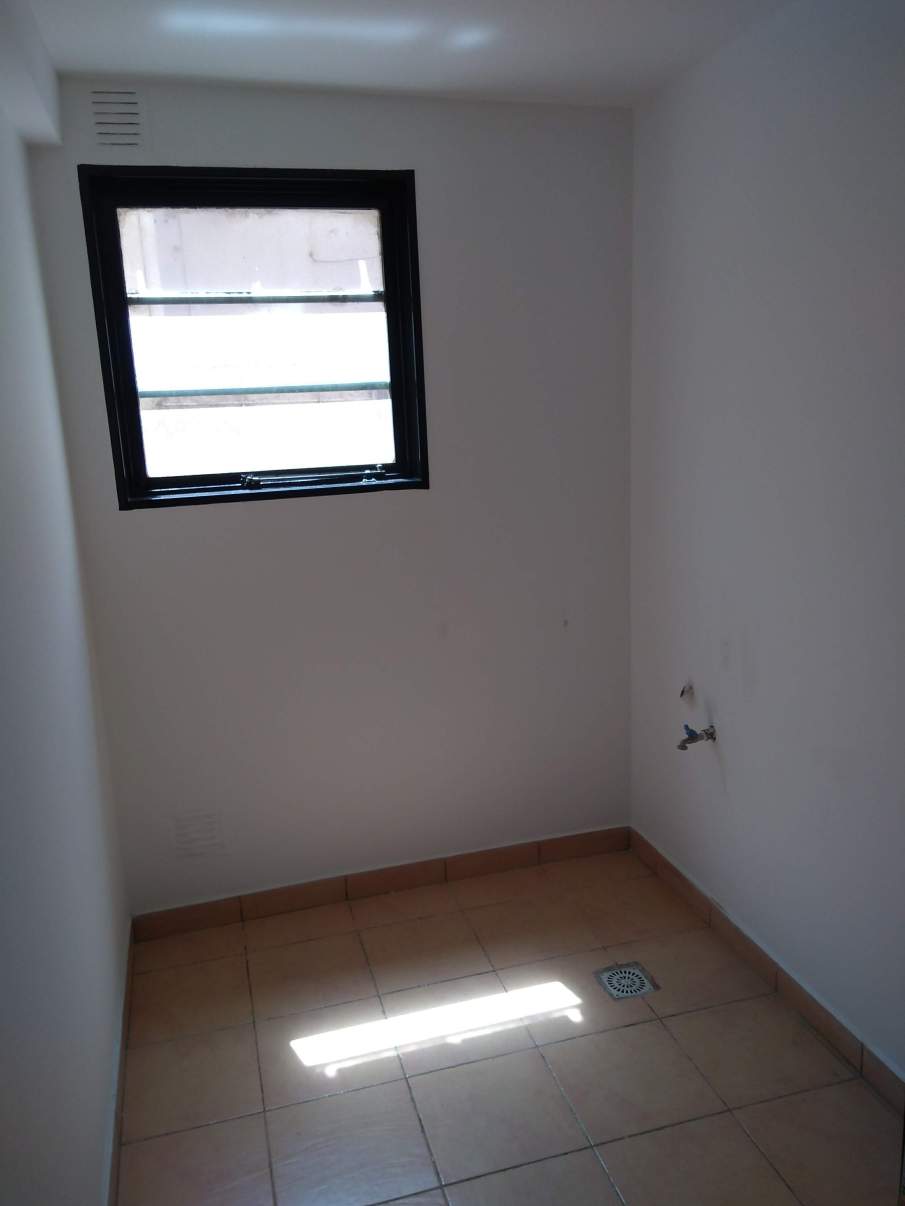 Alquilo departamento de un dormitorio amplio, en Nueva Córdoba