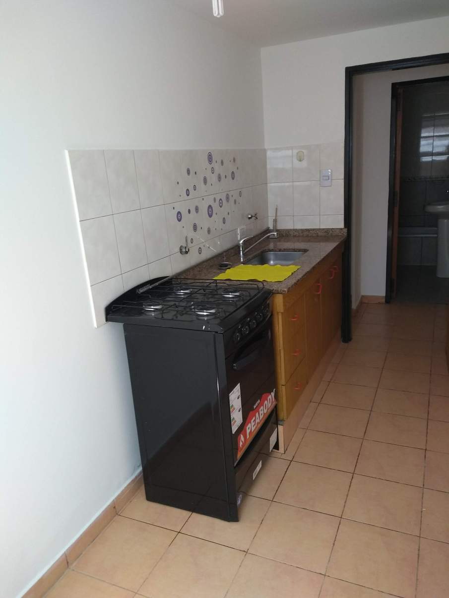 Alquilo departamento de un dormitorio amplio, en Nueva Córdoba