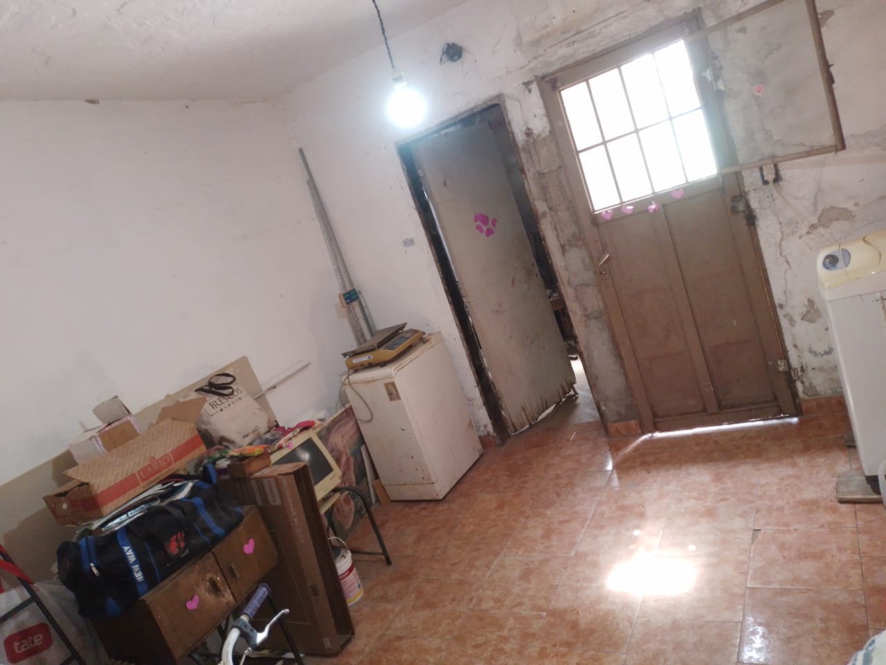 VENDO PROPIEDAD EN PERON 2078