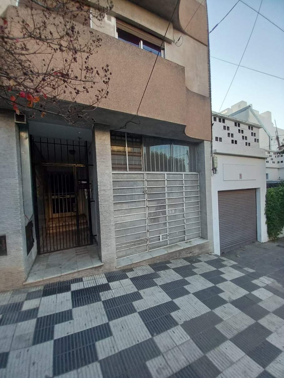 DEPARTAMENTO VENTA  ALBERDI 2 DORMITORIOS 1 BAÑO APTO CREDITO BANCO