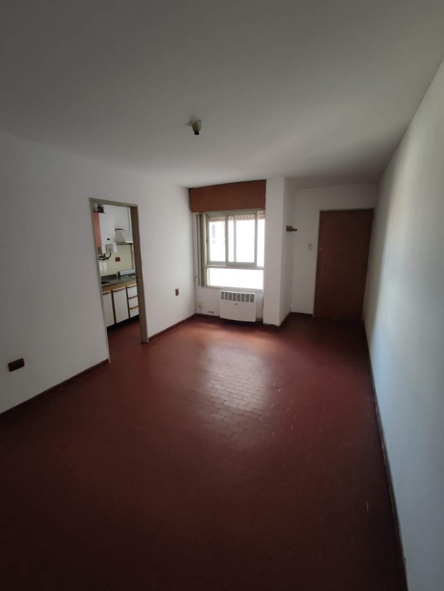DEPARTAMENTO VENTA  ALBERDI 2 DORMITORIOS 1 BAÑO APTO CREDITO BANCO
