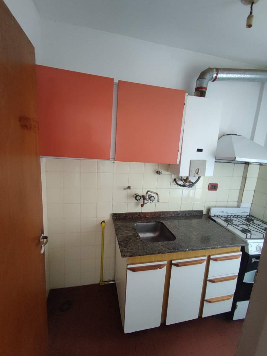 DEPARTAMENTO VENTA  ALBERDI 2 DORMITORIOS 1 BAÑO APTO CREDITO BANCO