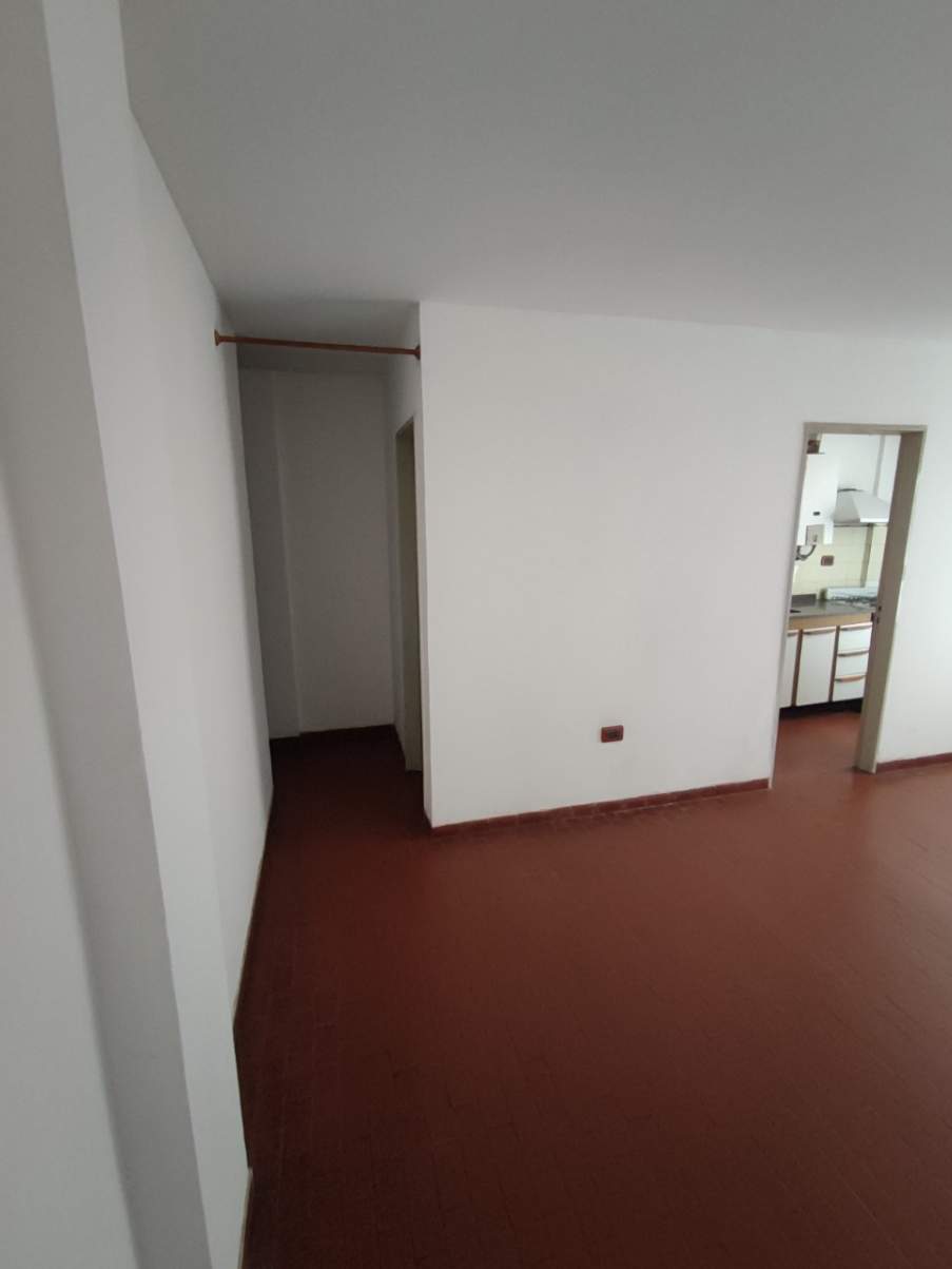 DEPARTAMENTO VENTA  ALBERDI 2 DORMITORIOS 1 BAÑO APTO CREDITO BANCO