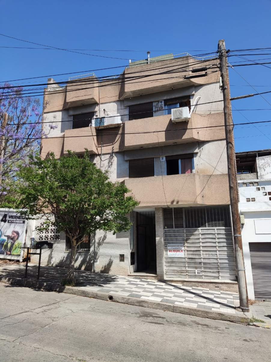 DEPARTAMENTO VENTA  ALBERDI 2 DORMITORIOS 1 BAÑO APTO CREDITO BANCO