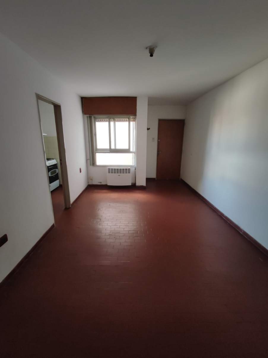 DEPARTAMENTO VENTA  ALBERDI 2 DORMITORIOS 1 BAÑO APTO CREDITO BANCO