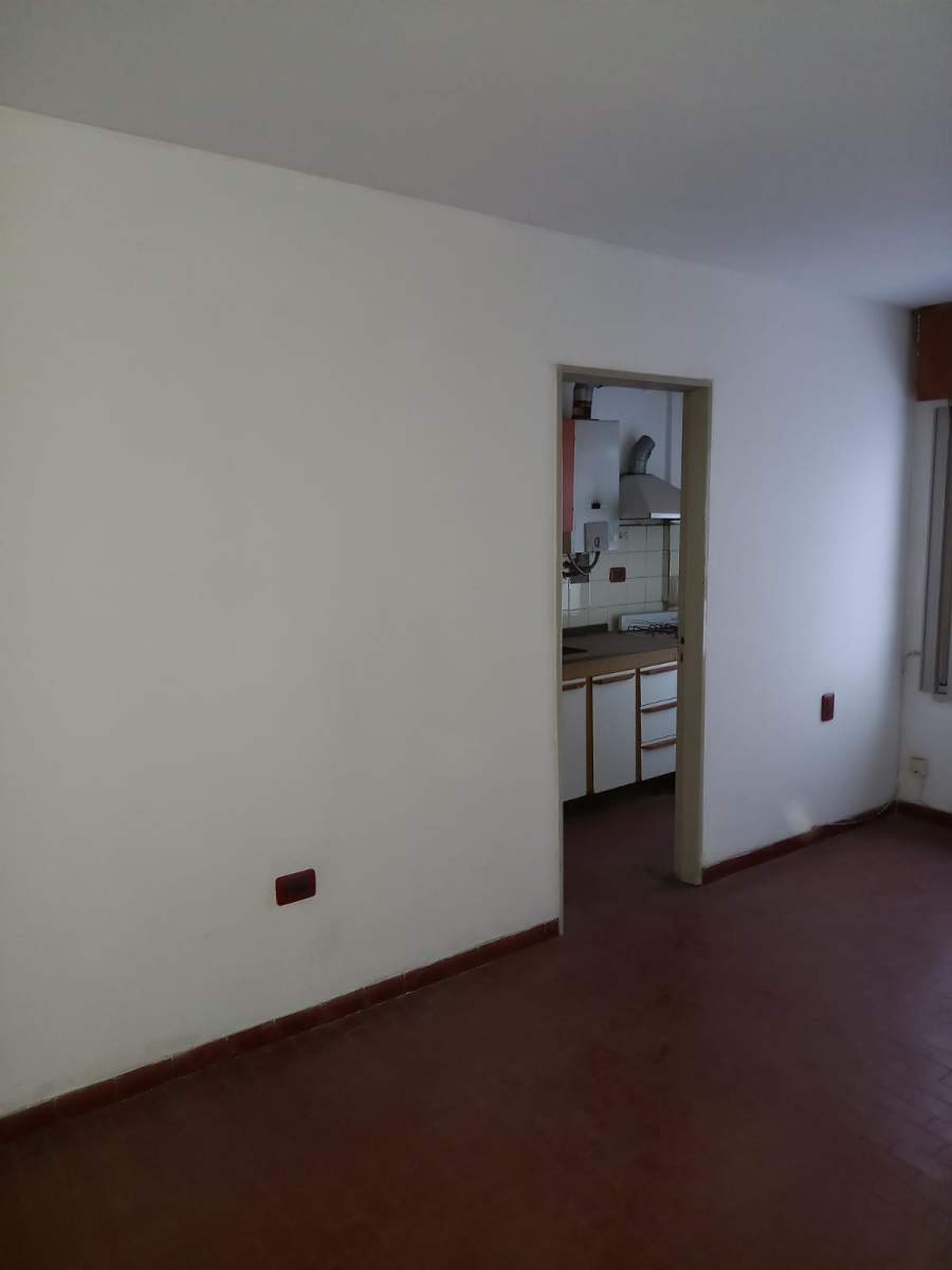 DEPARTAMENTO VENTA  ALBERDI 2 DORMITORIOS 1 BAÑO APTO CREDITO BANCO