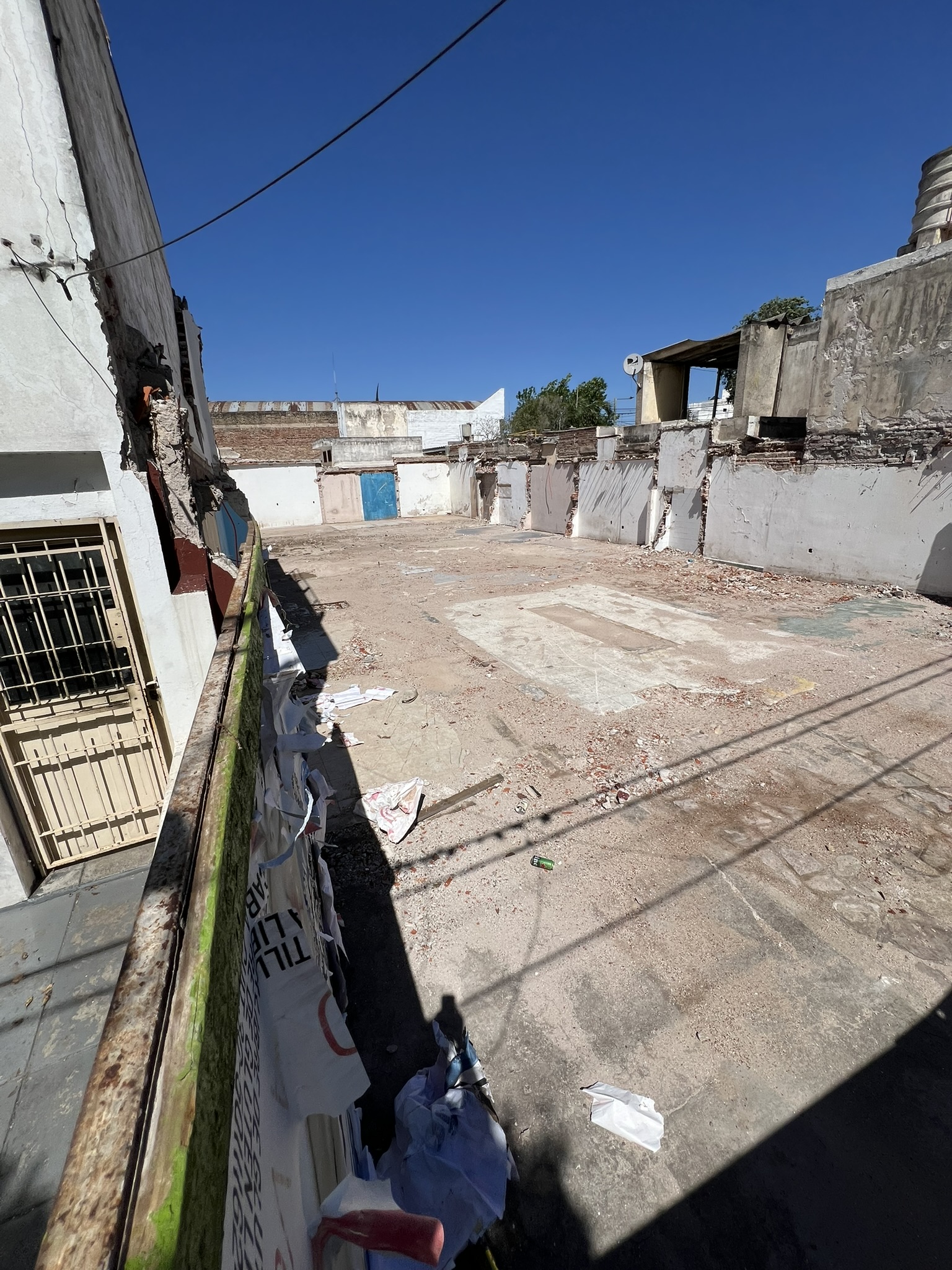 ATENCION INVERSORES  - TERRENO EN VENTA (LOCALES-DEPTO ETC) SOBRE MONSEÑOR PABLO CABRERA