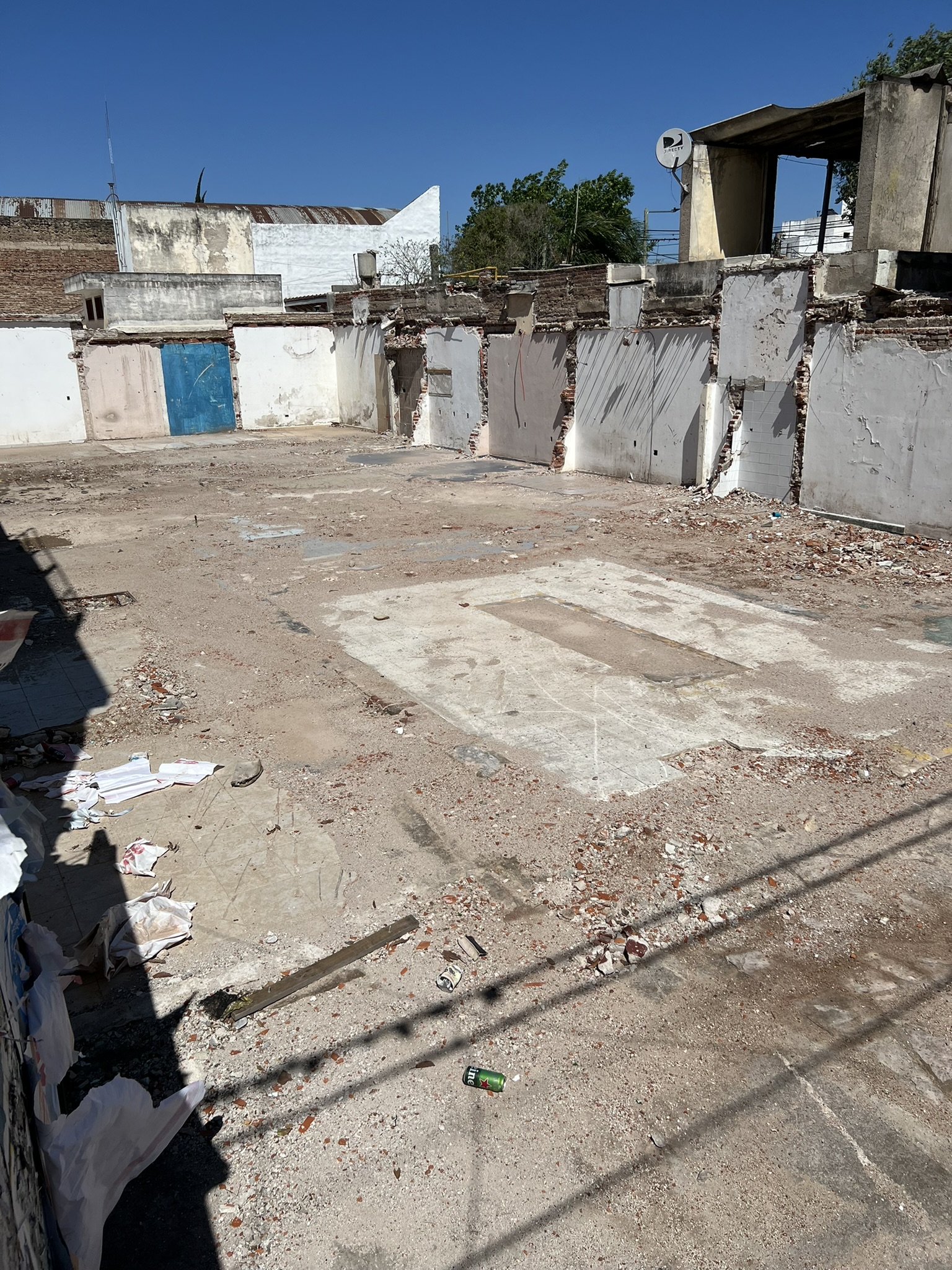 ATENCION INVERSORES  - TERRENO EN VENTA (LOCALES-DEPTO ETC) SOBRE MONSEÑOR PABLO CABRERA