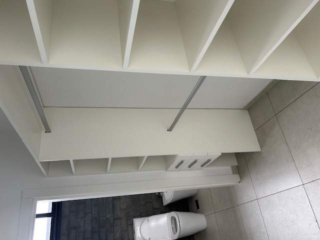 MODERNA CASA A ESTRENAR EN BARRIO LA LUISITA (ZONA SUR)