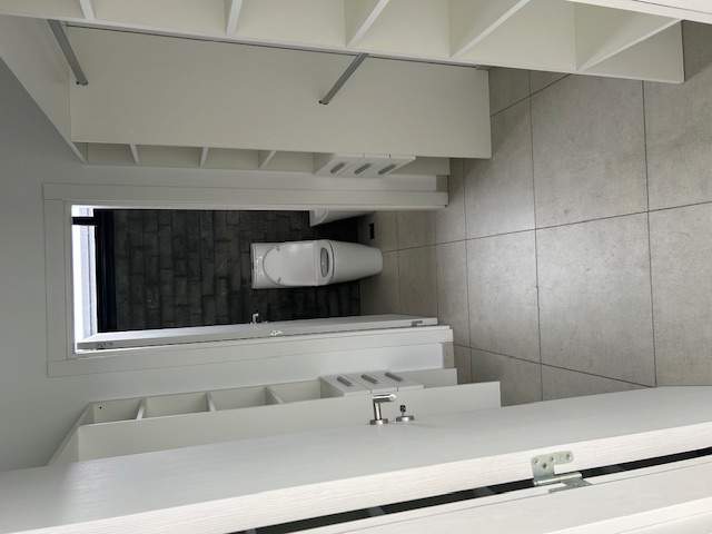 MODERNA CASA A ESTRENAR EN BARRIO LA LUISITA (ZONA SUR)