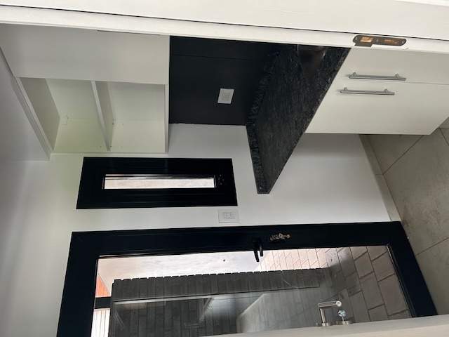 MODERNA CASA A ESTRENAR EN BARRIO LA LUISITA (ZONA SUR)