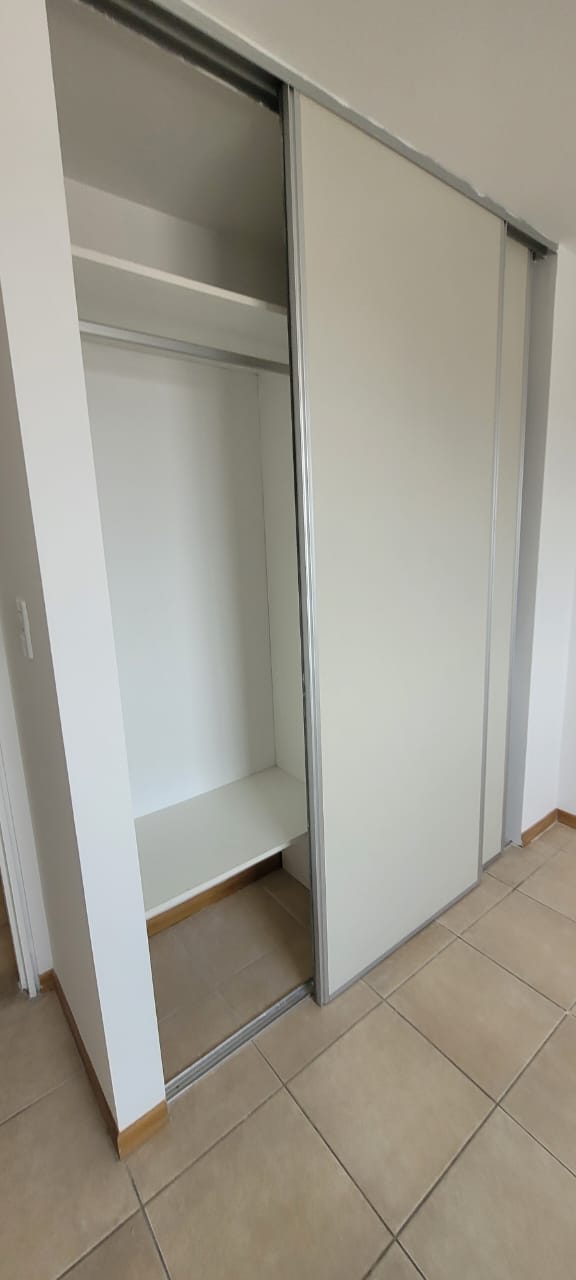 VENDO DEPARTAMENTO 2 DORMITORIOS  ESCRITORIO AMEN. SEGURIDAD APTO BANCOR