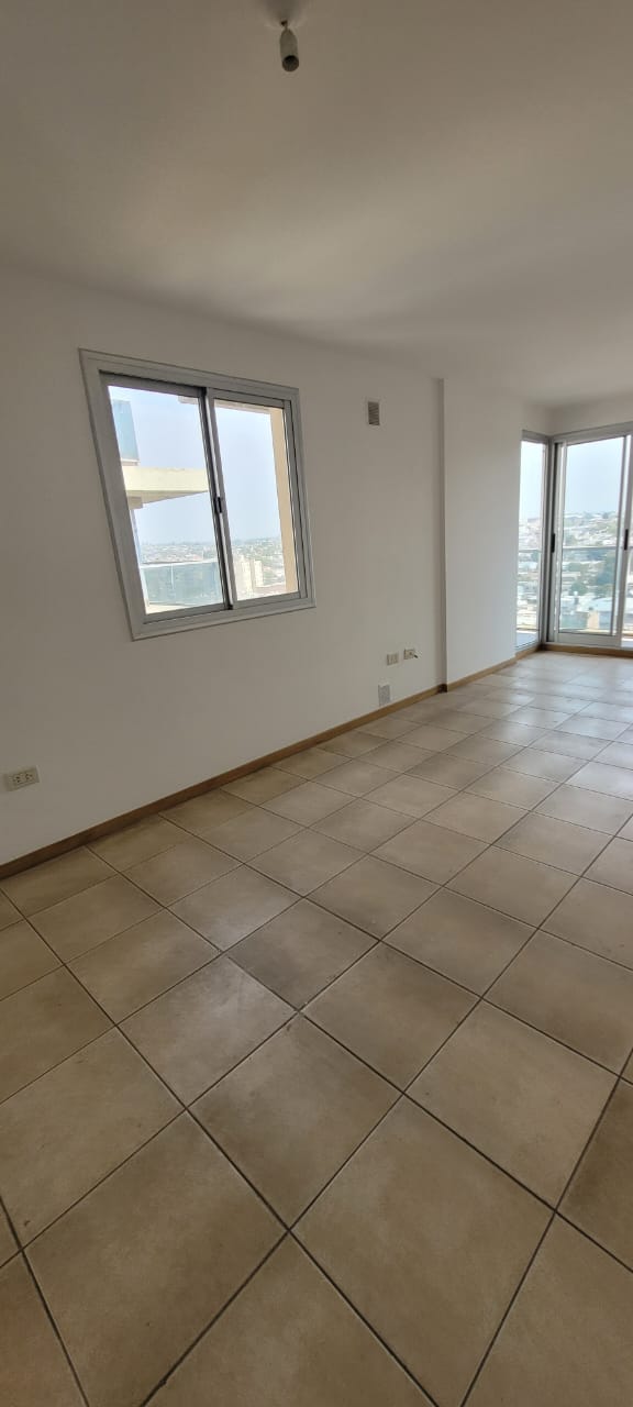 VENDO DEPARTAMENTO 2 DORMITORIOS  ESCRITORIO AMEN. SEGURIDAD APTO BANCOR