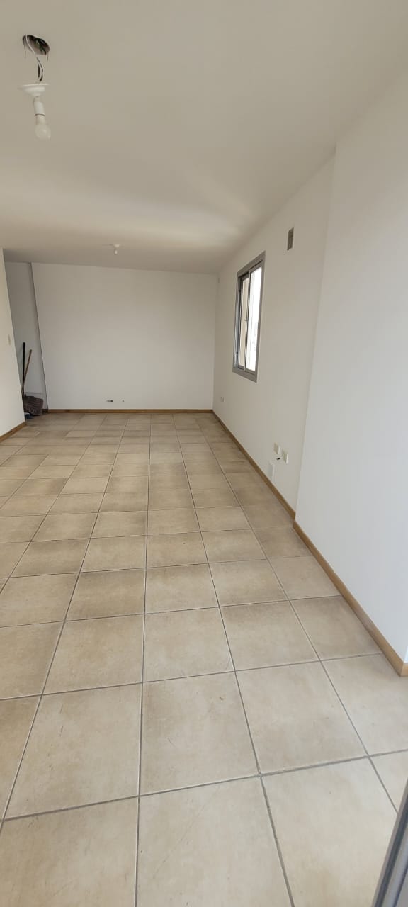 VENDO DEPARTAMENTO 2 DORMITORIOS  ESCRITORIO AMEN. SEGURIDAD APTO BANCOR