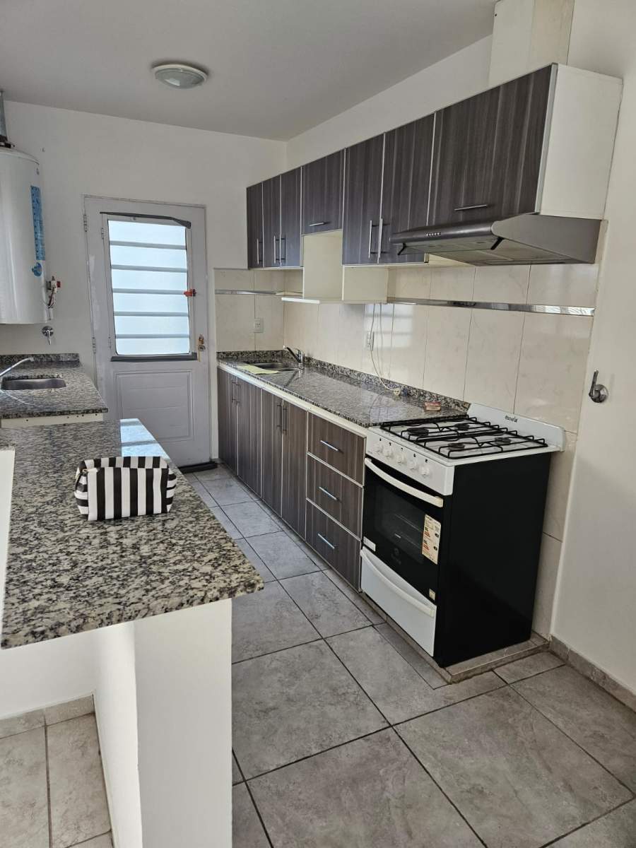 CASA CLAROS DEL BOSQUE VILLAGE 3D 2B EN UNA PLANTA