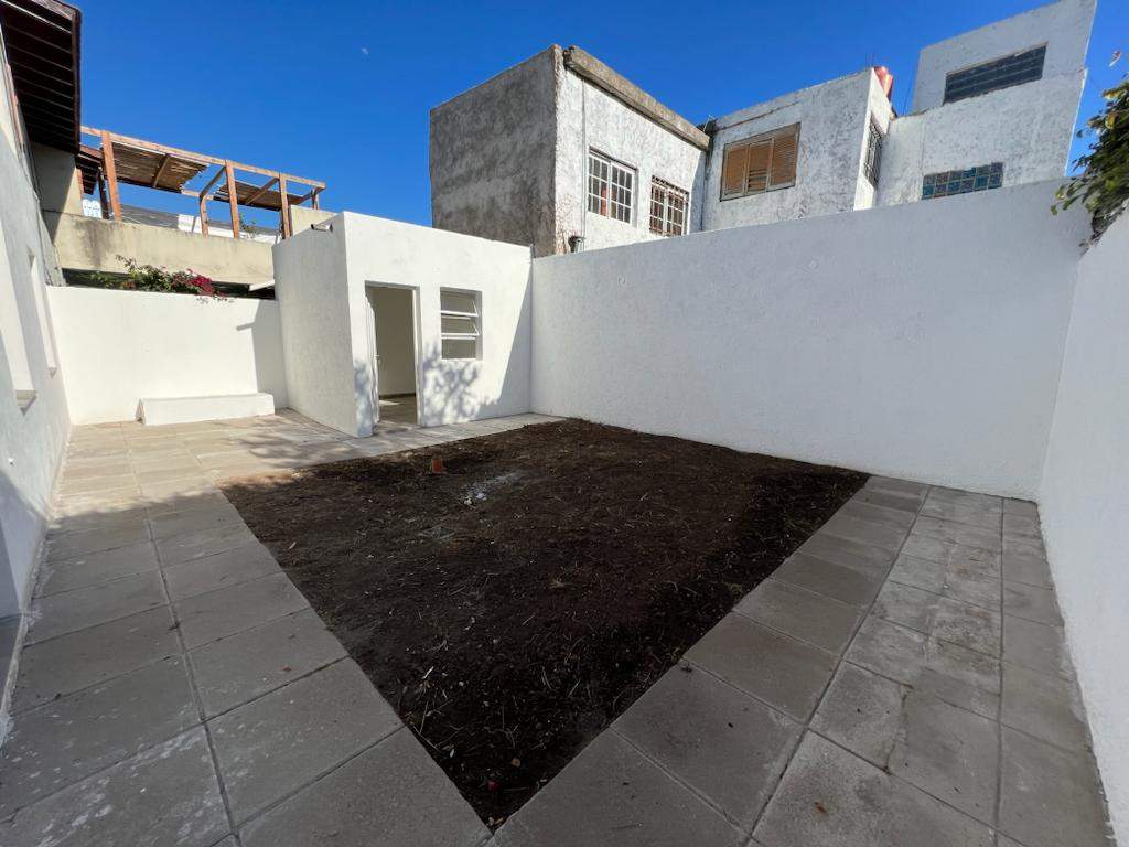 Casa en venta de 3 dormitorio en Barrio Villa Centenario con Renta