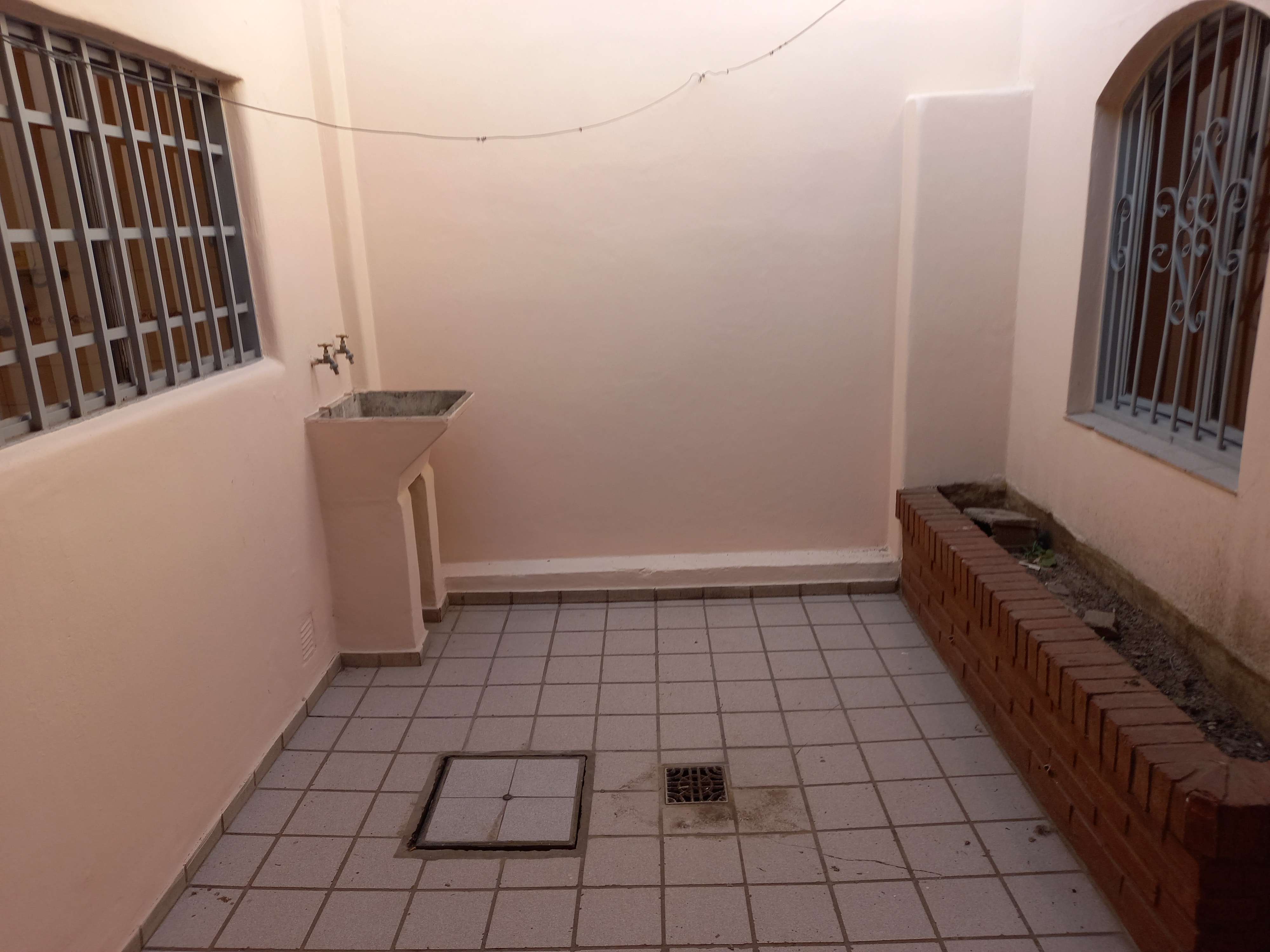 CASA EN VENTA BARRIO SAN MARTIN