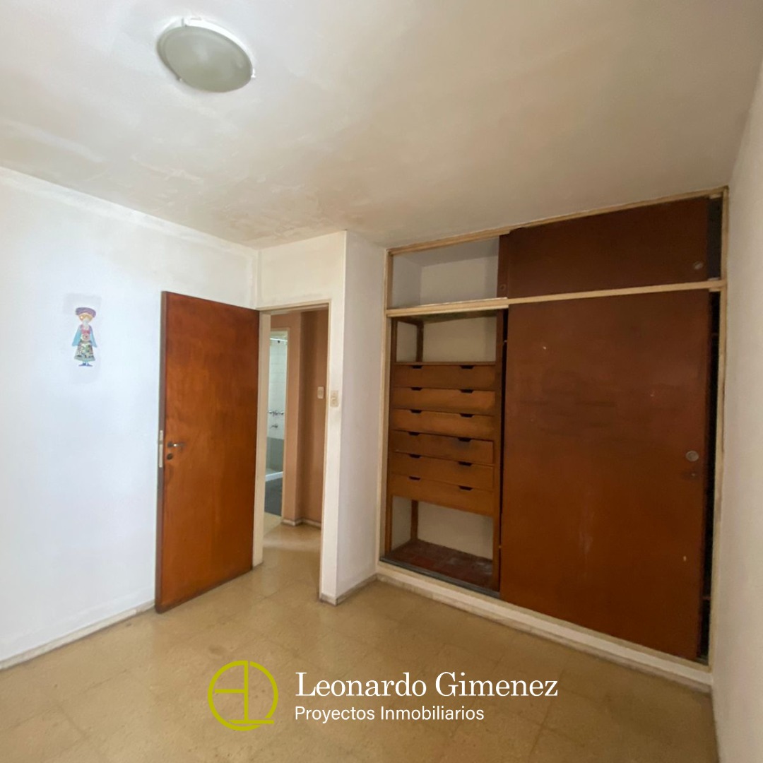 Se vende departamento de dos dormitorios en Córdoba Capital, Barrio Centro.